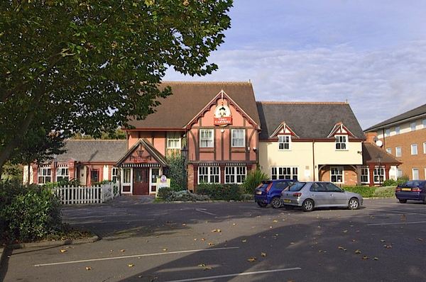 Premier Inn Reading Caversham Bridge