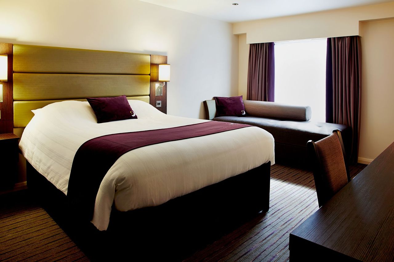 Premier Inn Reading South Reading Gateway M4-J11
