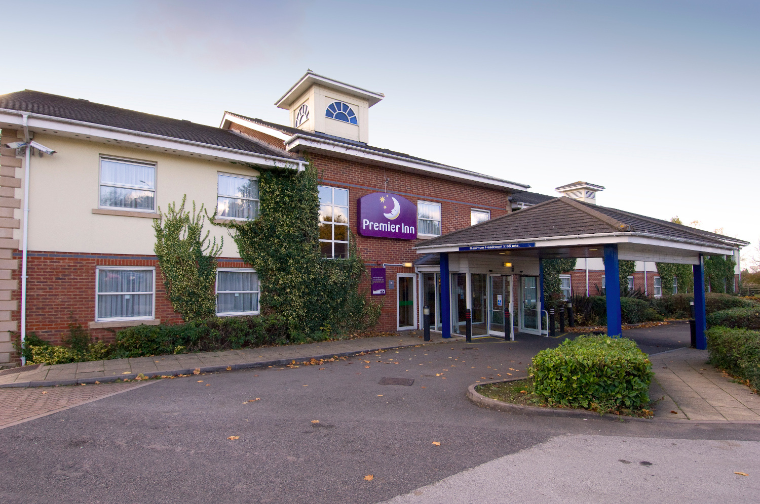 Premier Inn Rugby North Newbold