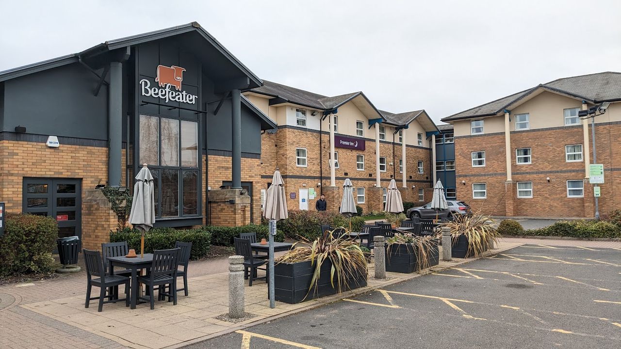 Premier Inn Wolverhampton North