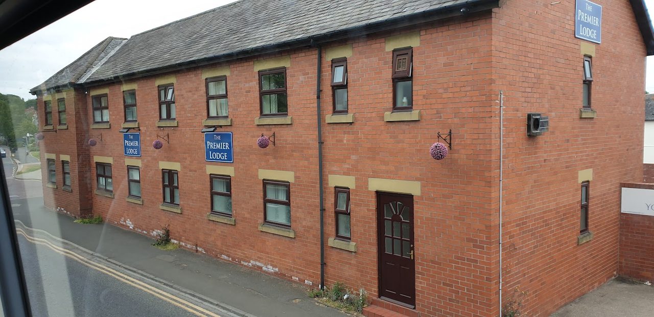 Premier Lodge