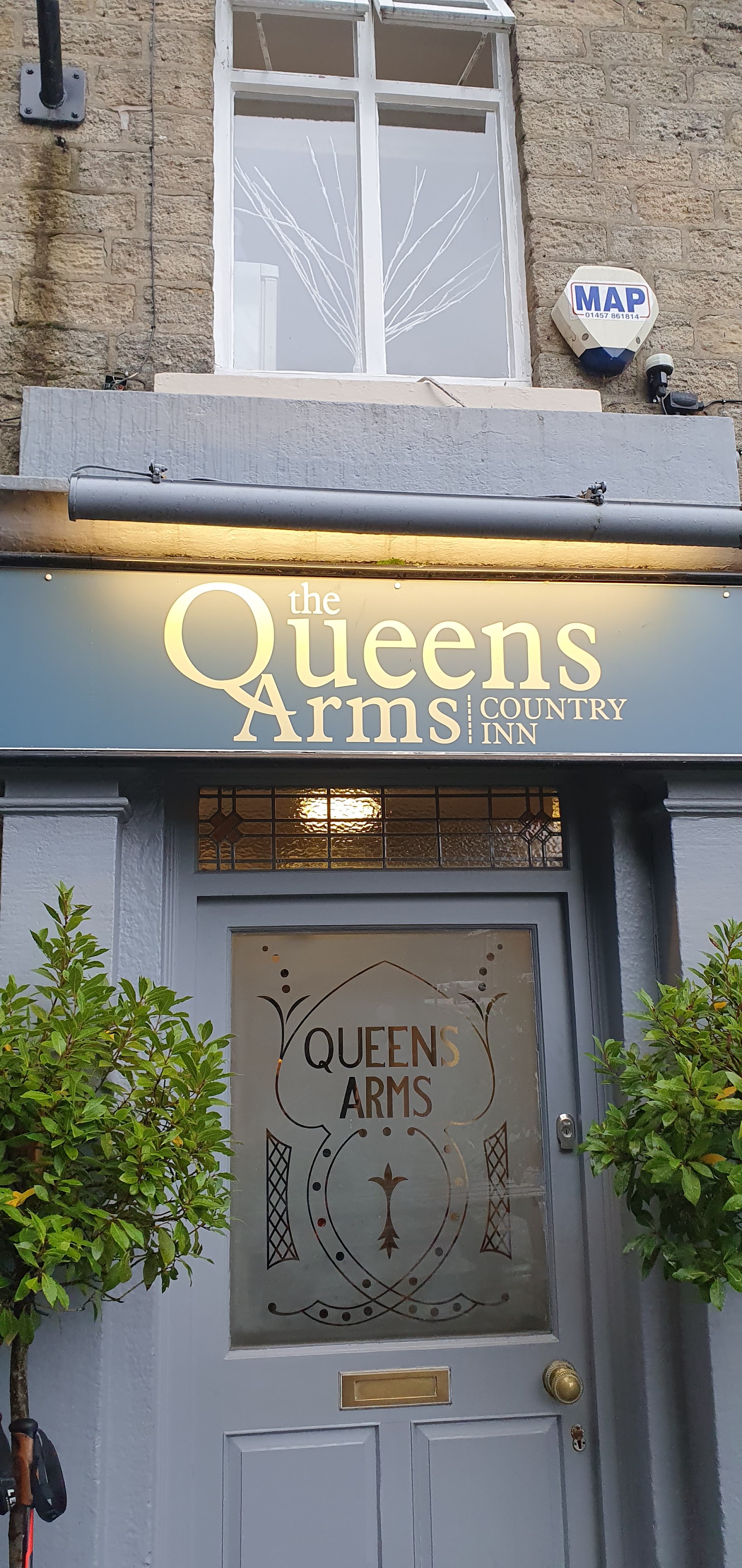 Queens Arms Country Inn