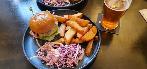 Queens Arms Country Inn