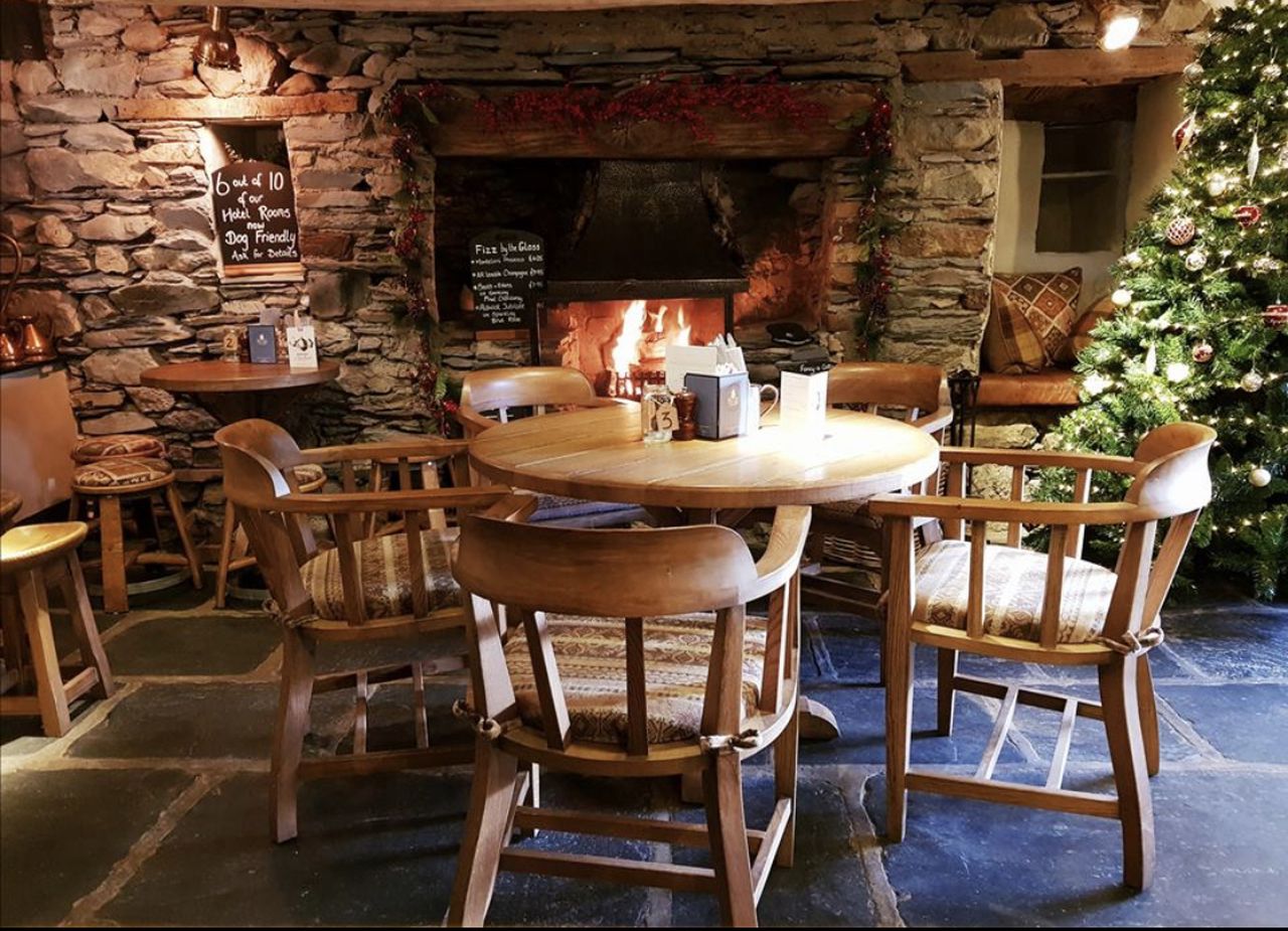 Queens Head Hotel