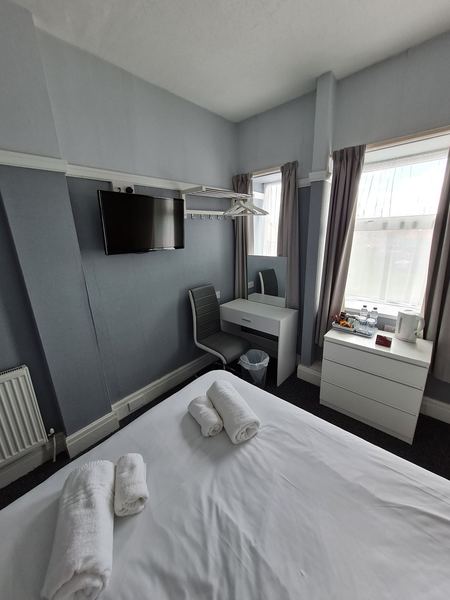 Queens Plaza Hotel