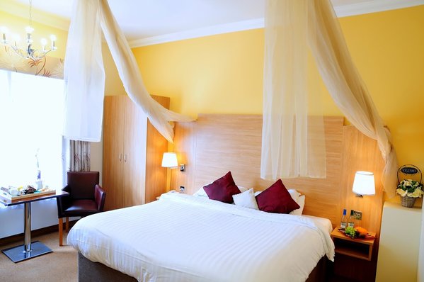 Queensgate Hotel