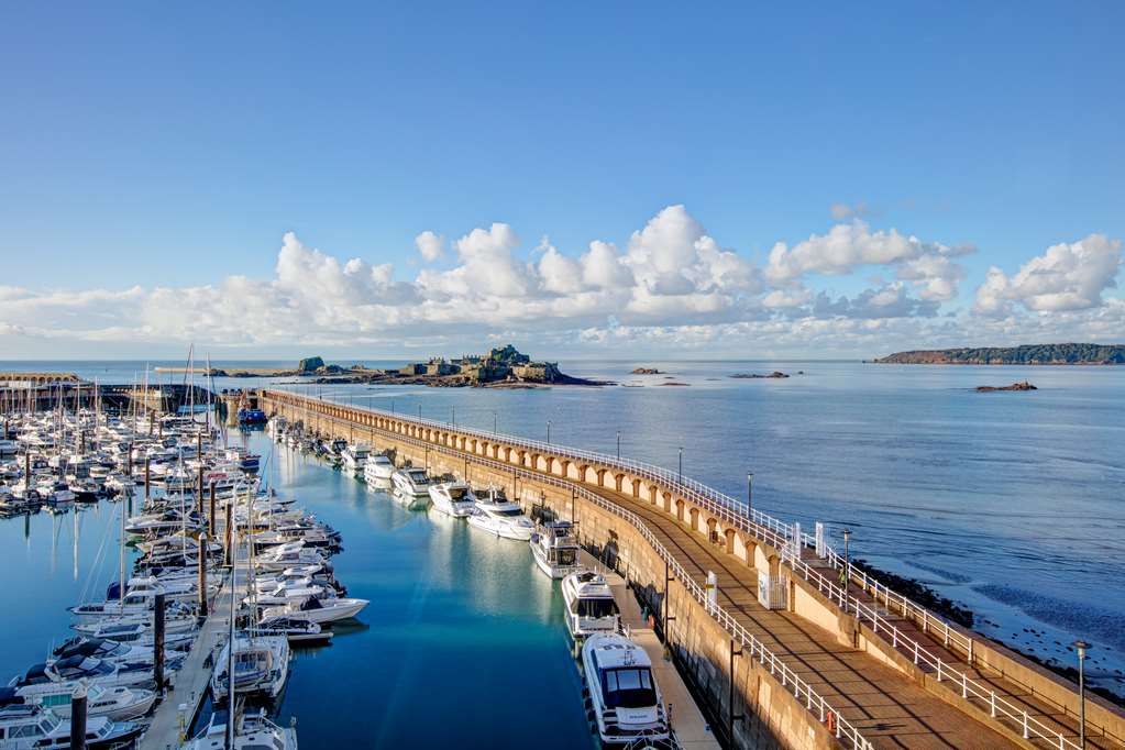 Radisson Blu Waterfront Hotel Jersey