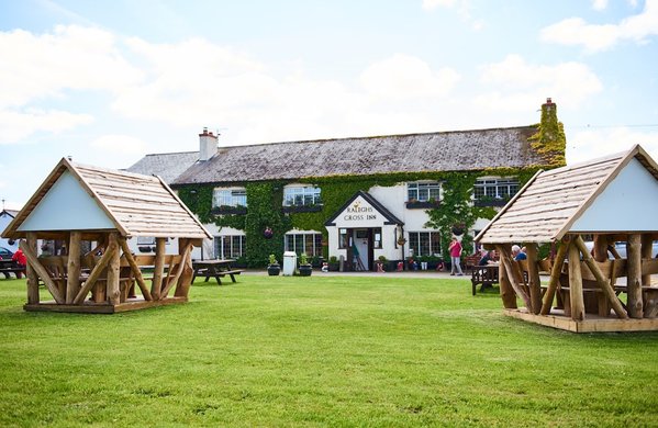 Raleghs Cross Inn