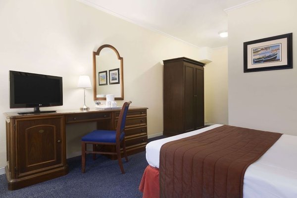 Ramada Crawley Gatwick