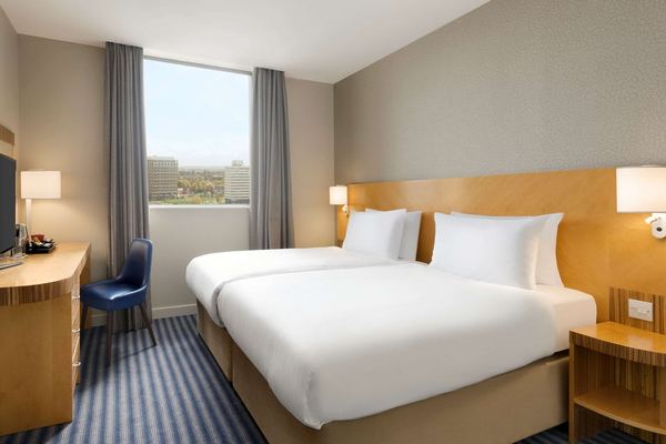 Ramada Hotel and Suites Coventry