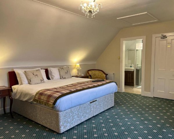 Ravenscourt House
