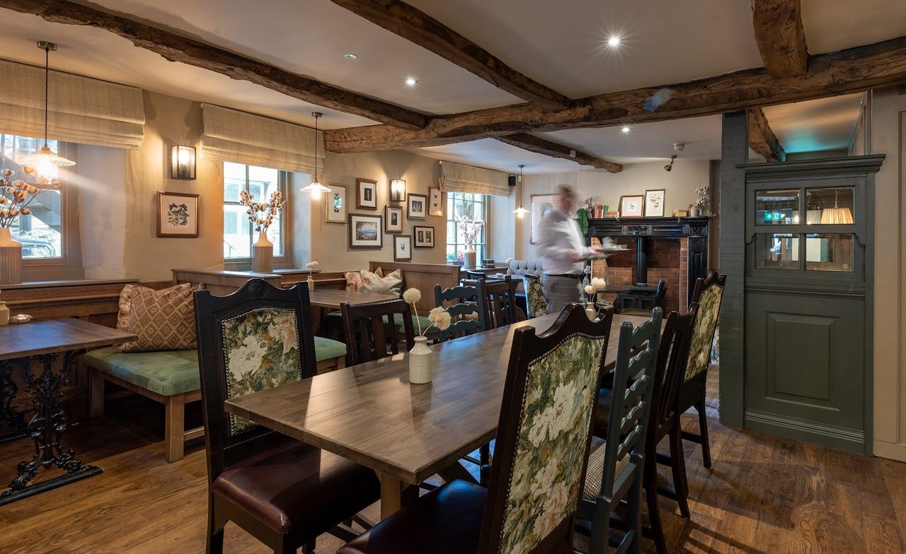 Red Dragon Inn