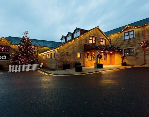Red Hall Hotel