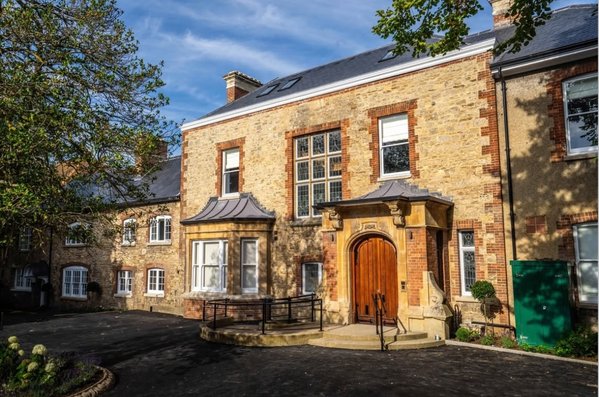 Red Lion Accommodation