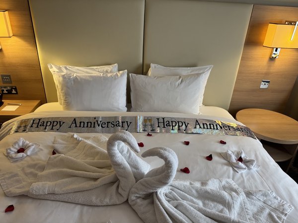 Renaissance London Heathrow Hotel