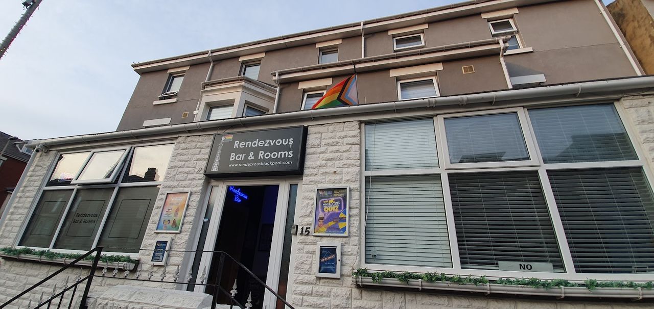 Rendezvous Bar & Rooms - ADULTS ONLY