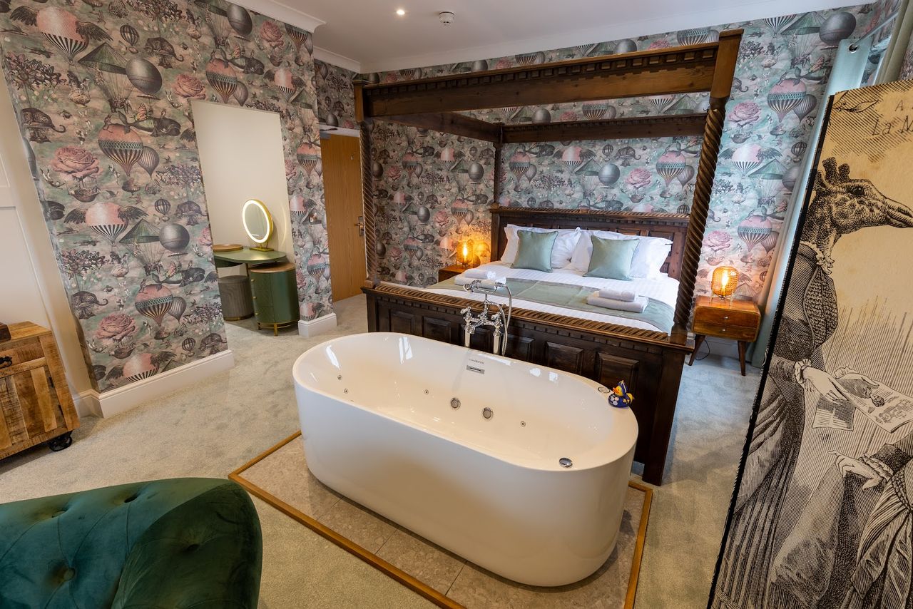 Resolution Hotel