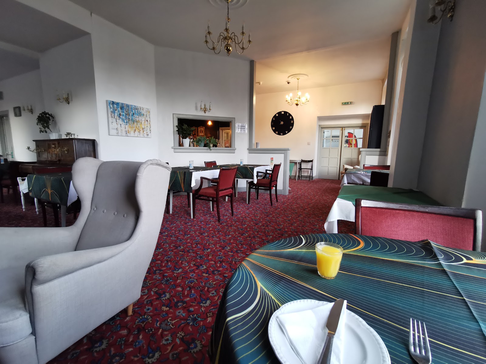 Richmond Arms Hotel