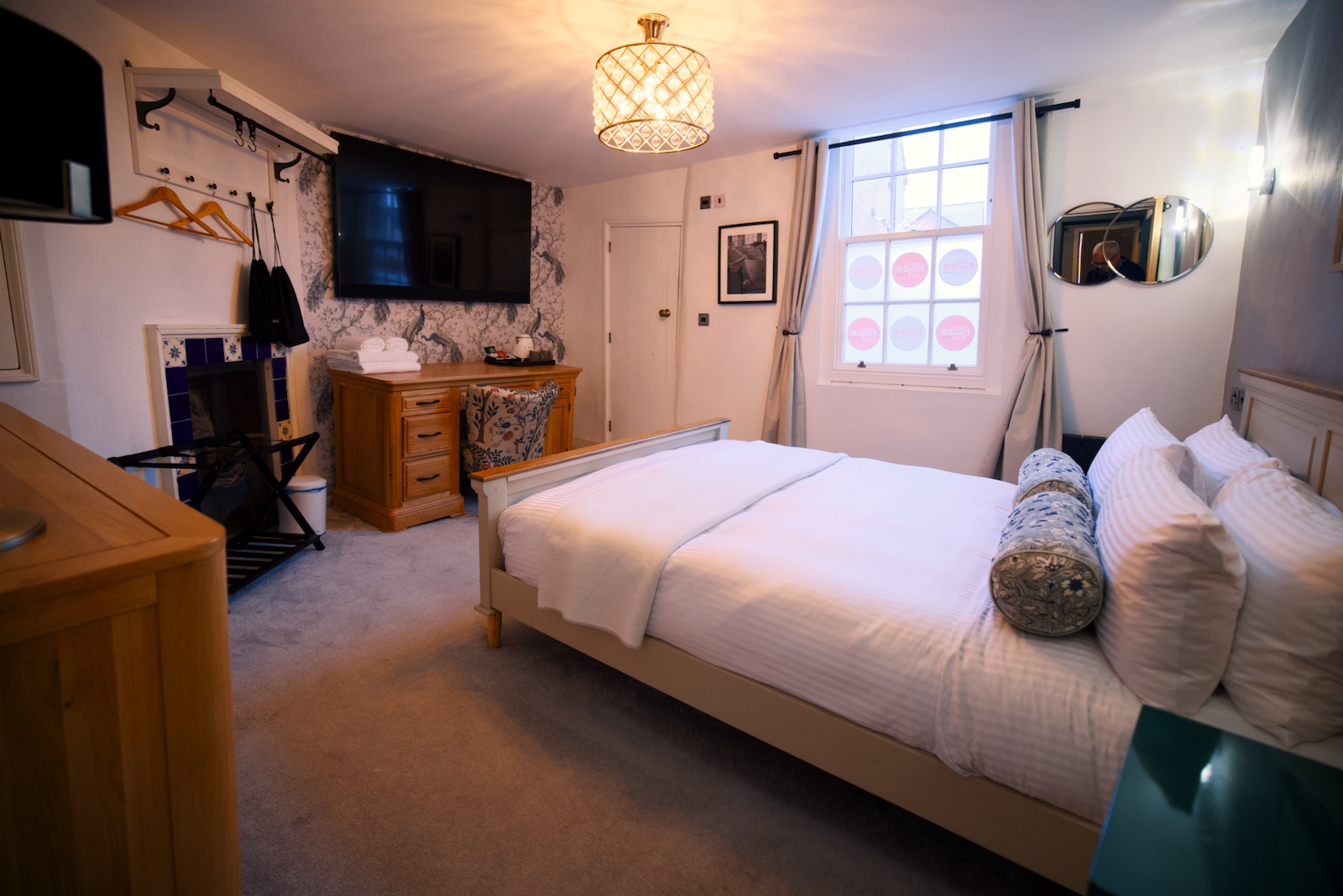 Riize Rooms - self check in boutique hotel