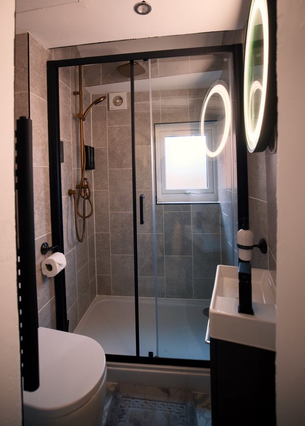 Riize Rooms - self check in boutique hotel