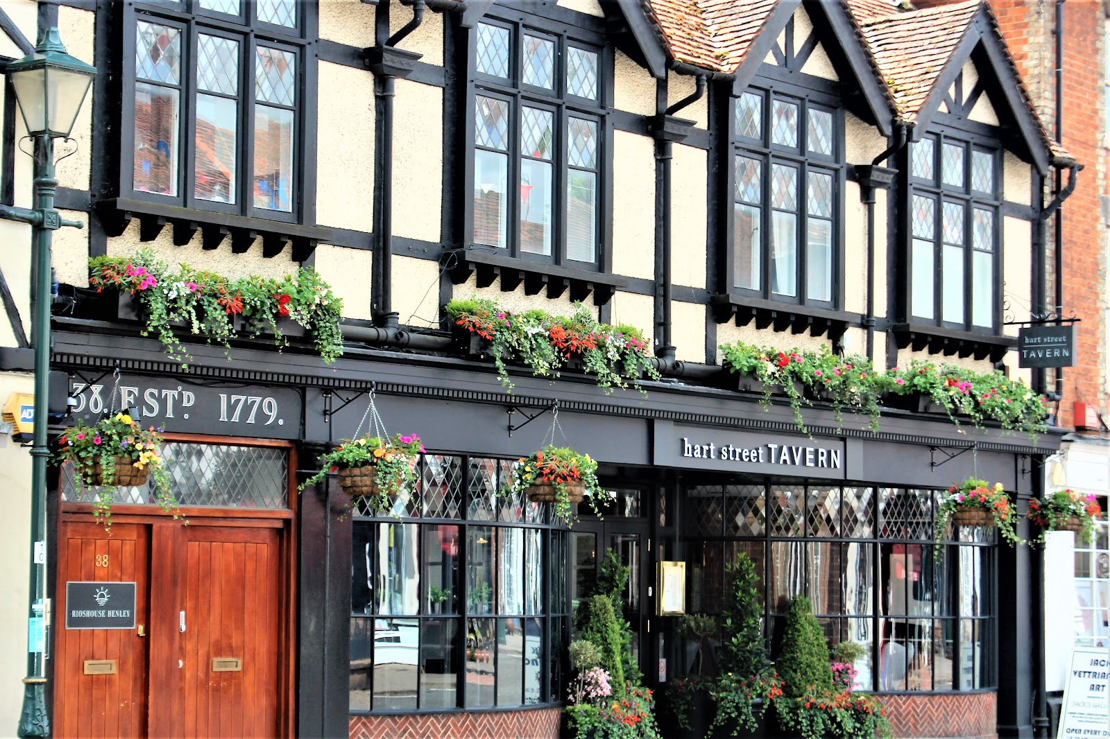Rioshouse Henley