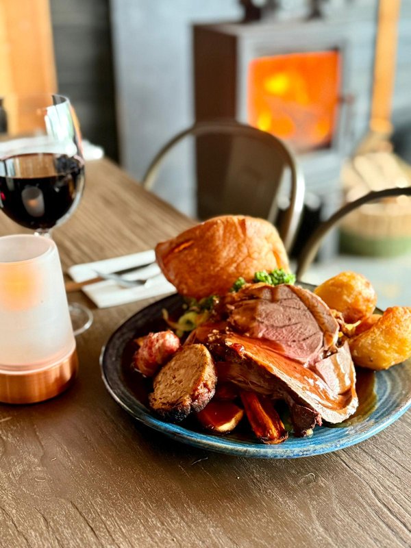 Rising Sun Pub Restaurant and Rooms