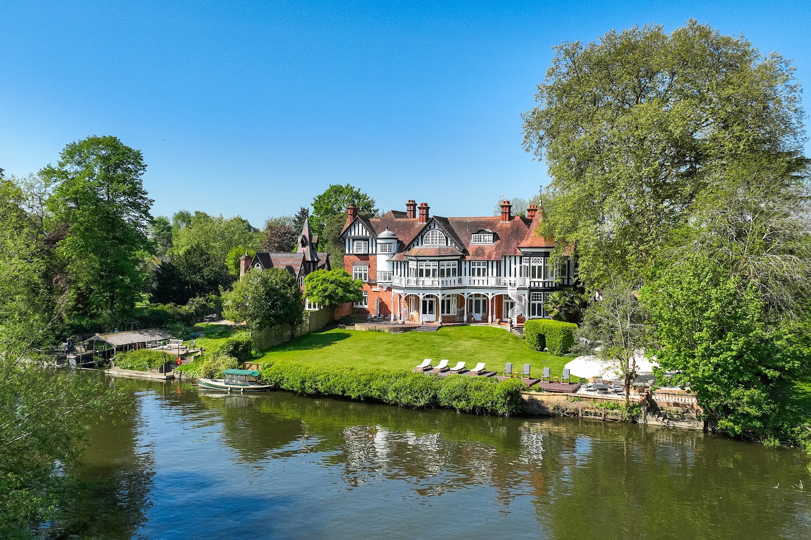 River Arts Club