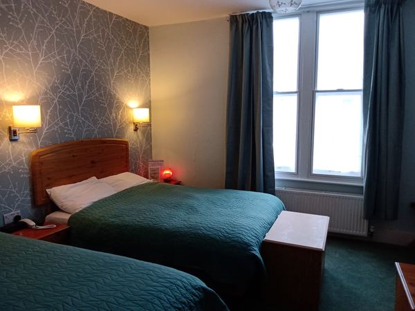 River Hotel