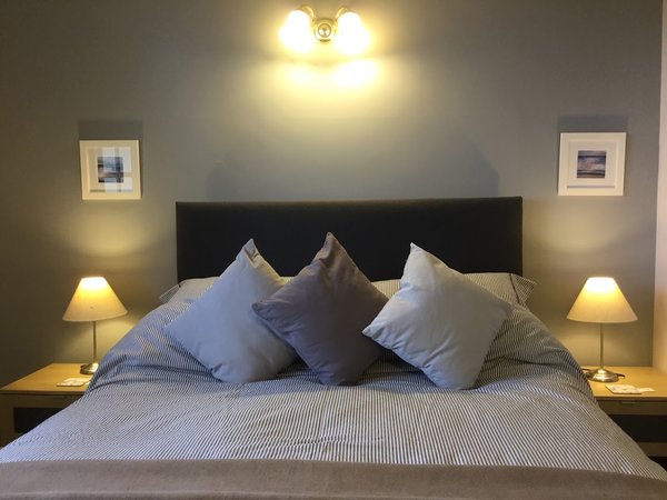 Riverside Cottage Bed & Breakfast