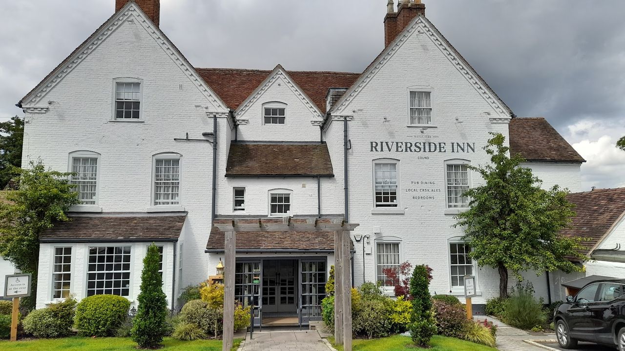 Riverside Inn by Chef & Brewer Collection