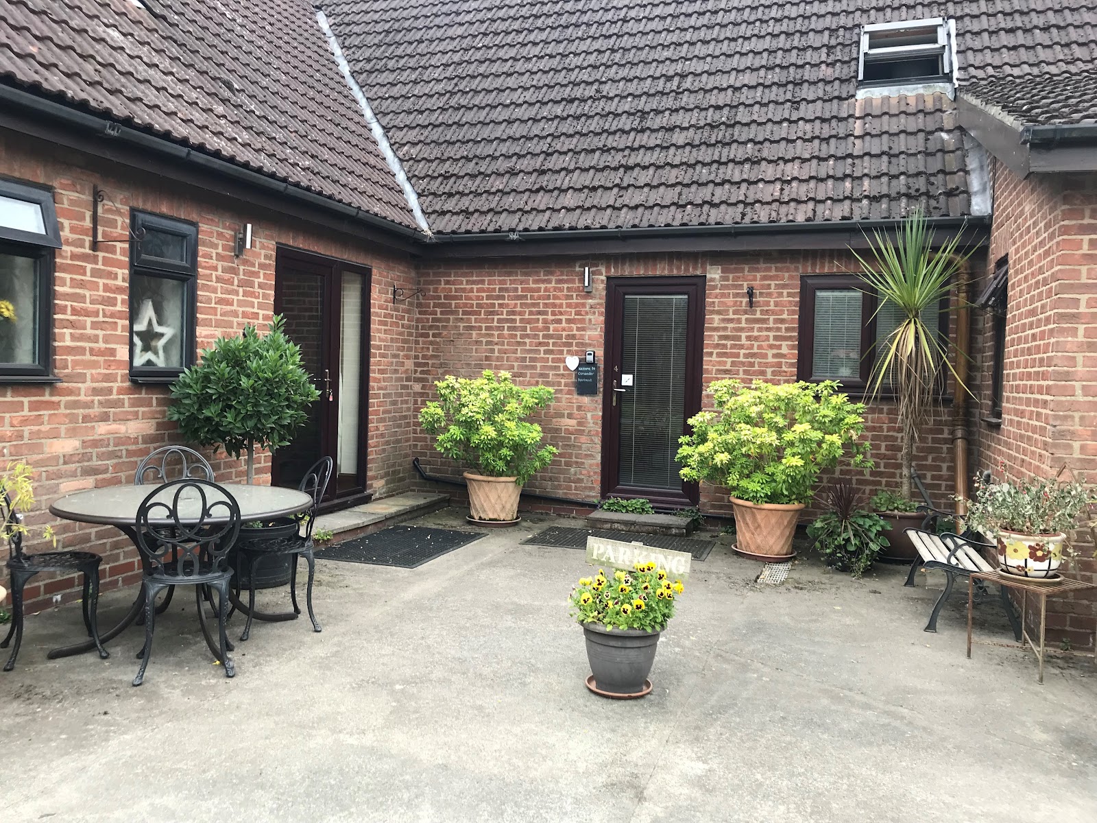 Robeanne House - Guest house