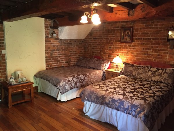 RolandsCroft Guest House