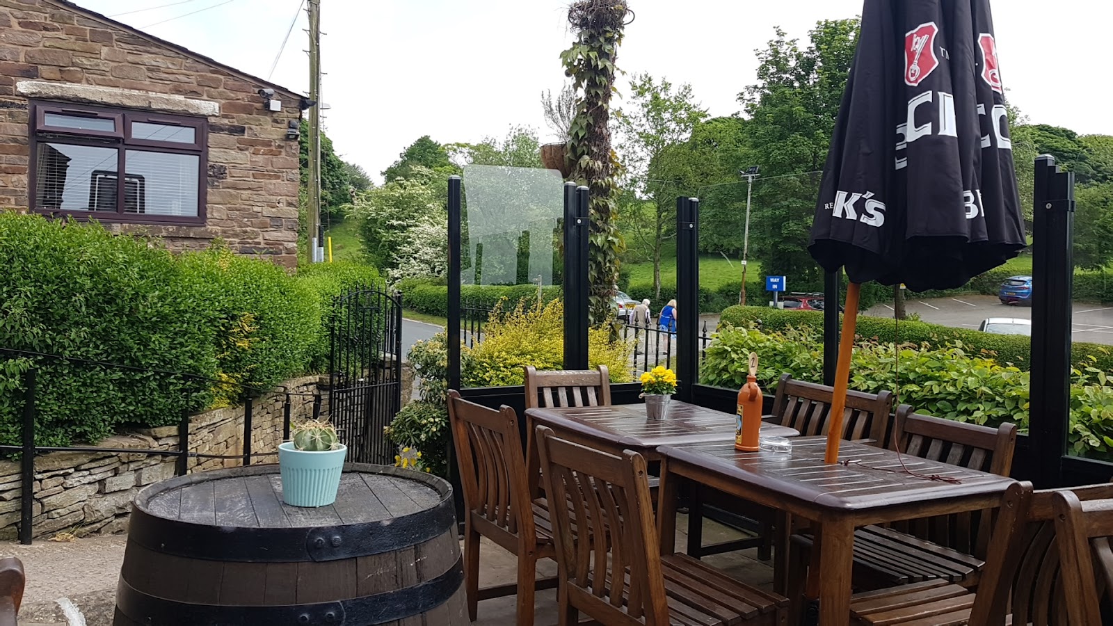 Rooms at The Dressers Arms