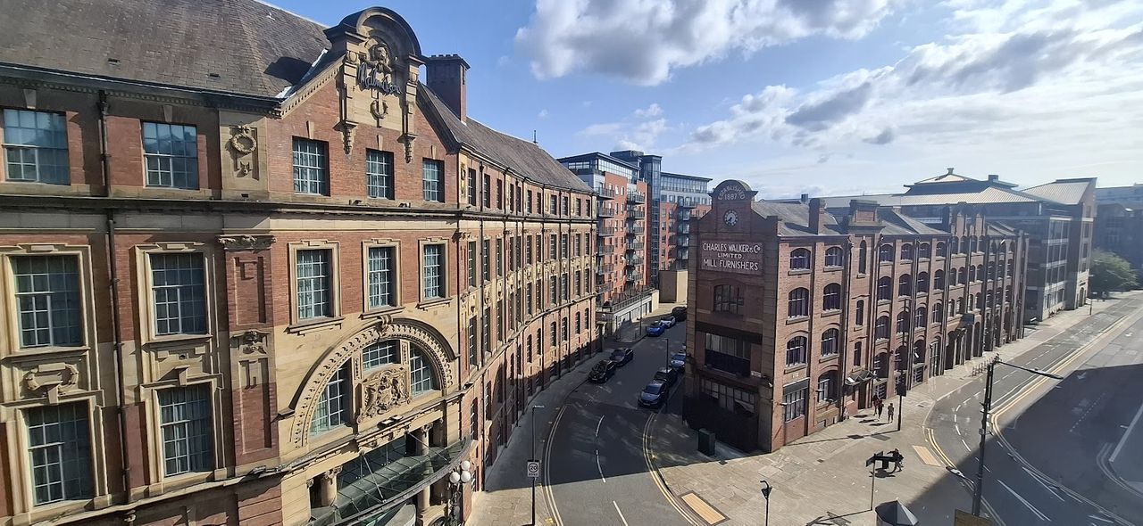 Roomzzz Leeds City