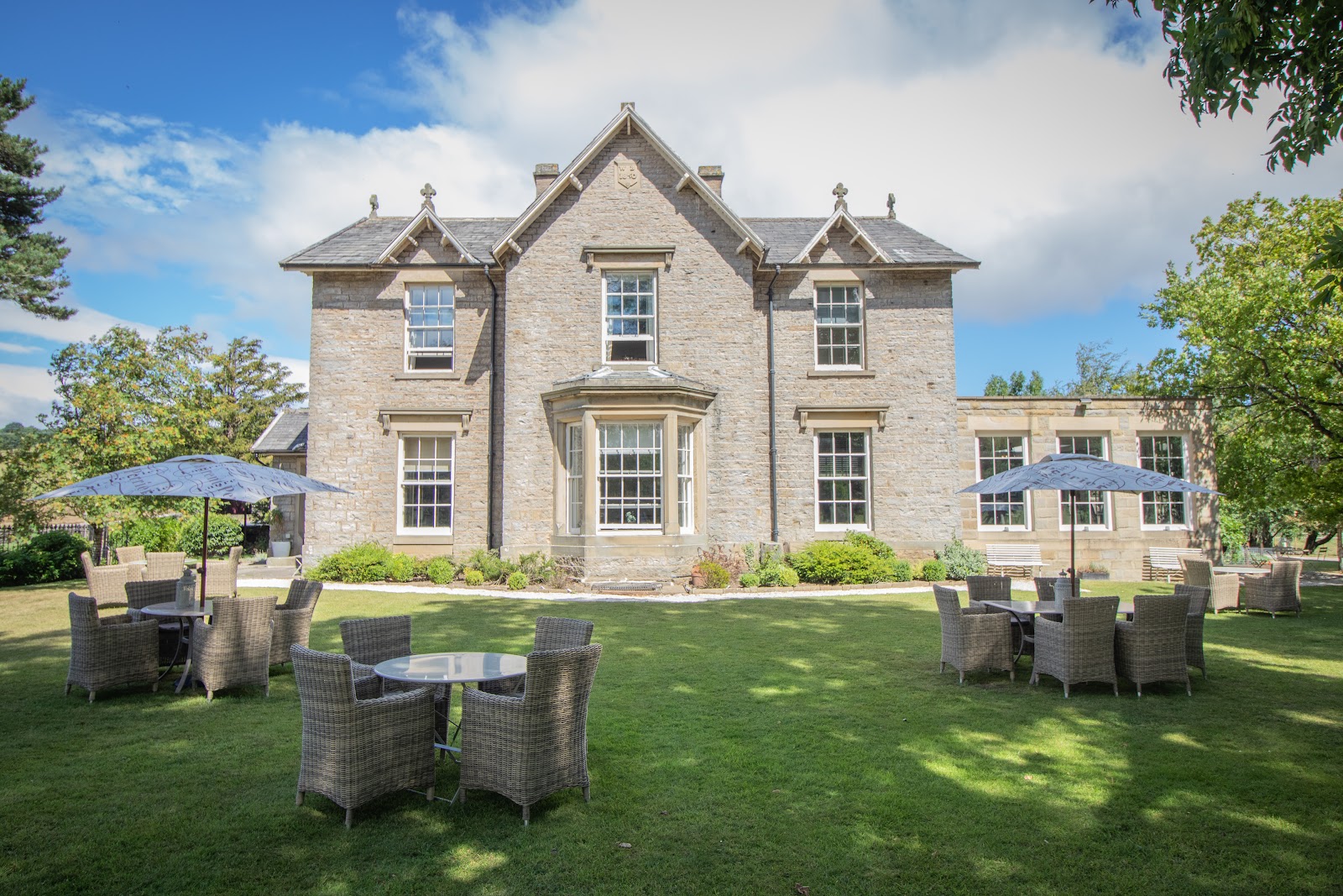Rose & Crown Hotel