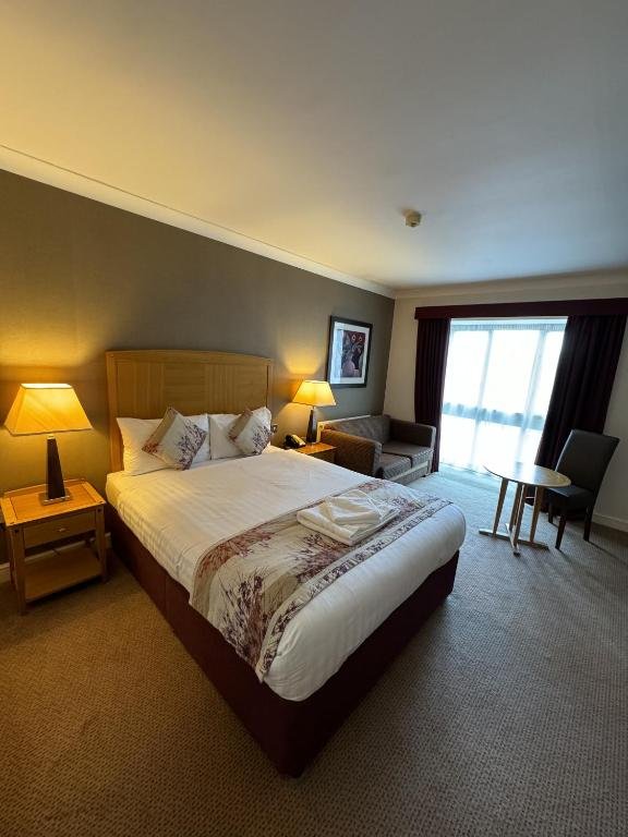 Rose Park Hotel