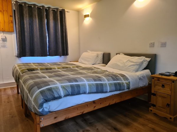Roy Bridge Hotel