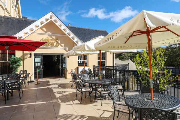Royal Exeter Hotel