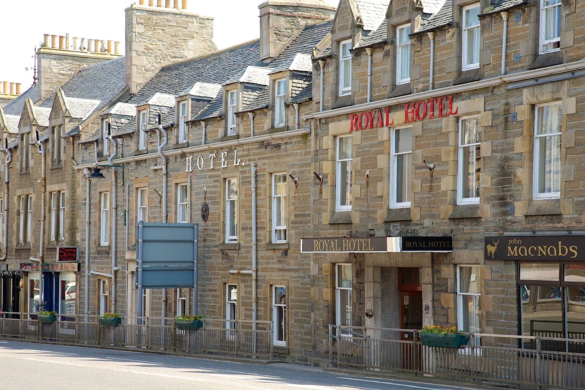 Royal Hotel