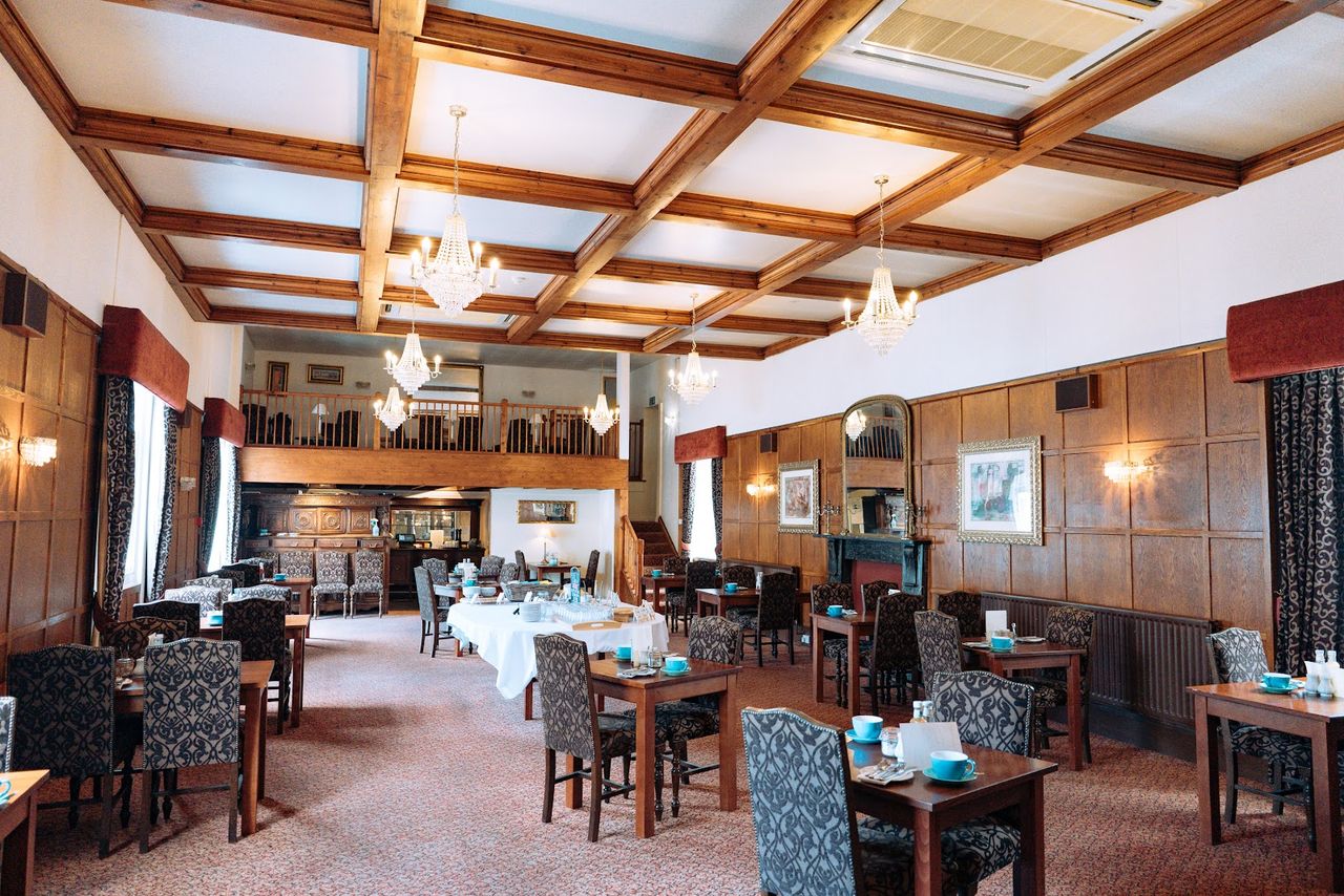Royal Lion Hotel
