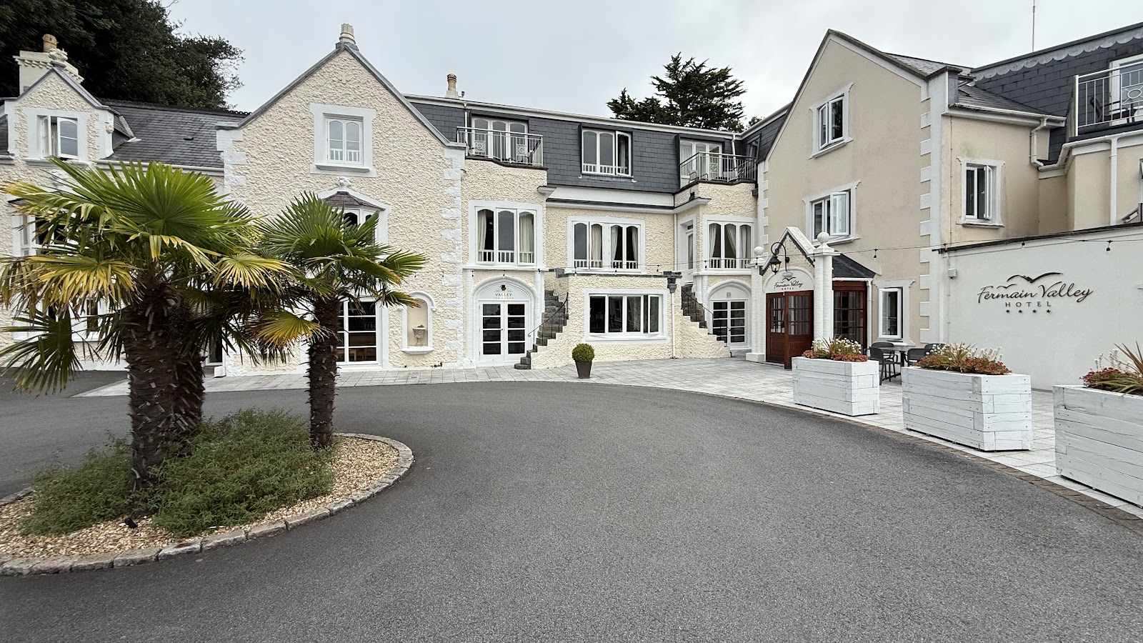 Saints Bay Hotel