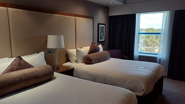 Sandman Signature London Gatwick Hotel