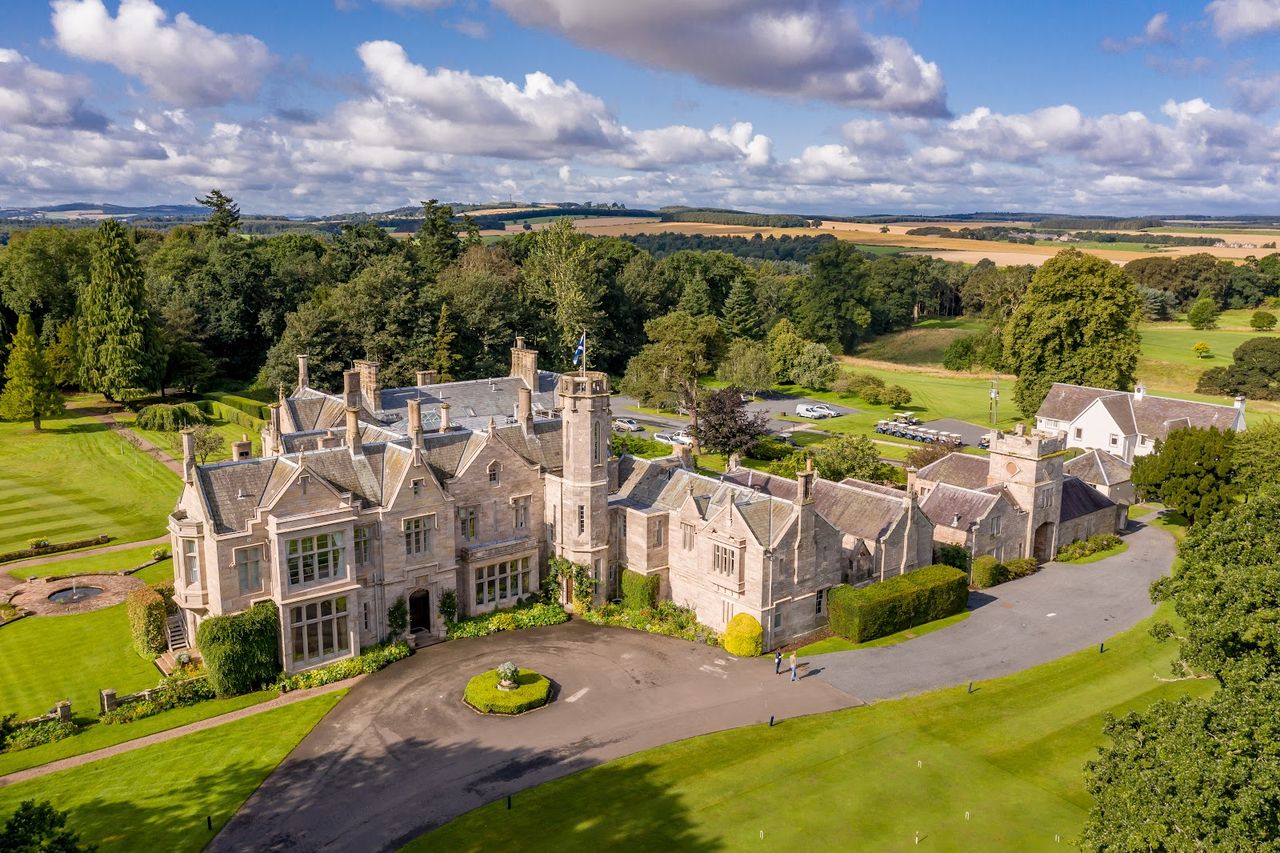 SCHLOSS Roxburghe Hotel & Golf Course
