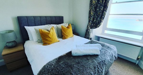 Self Contained Rooms in Central Torquay