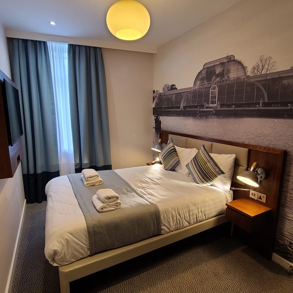 Seraphine Hammersmith Hotel