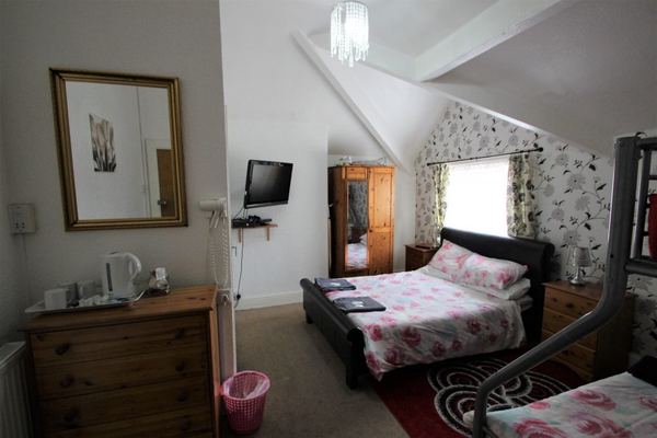 Shepperton Hotel - Bed and Breakfast