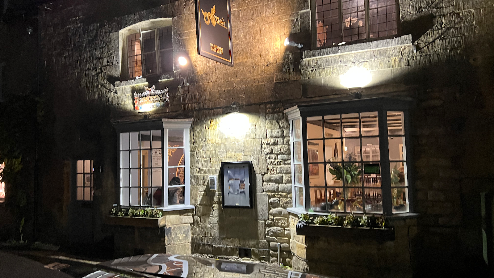 Siam cottage guesthouse with Thai Restaurant