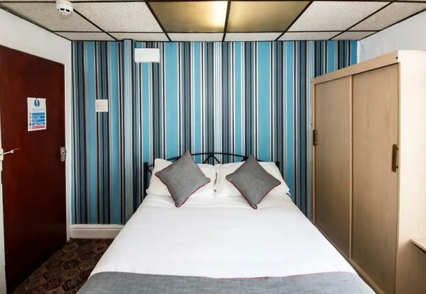 Silver Strand Hotel