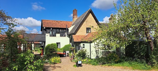 Six Bells Inn