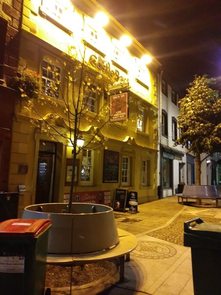 Six Castlegate